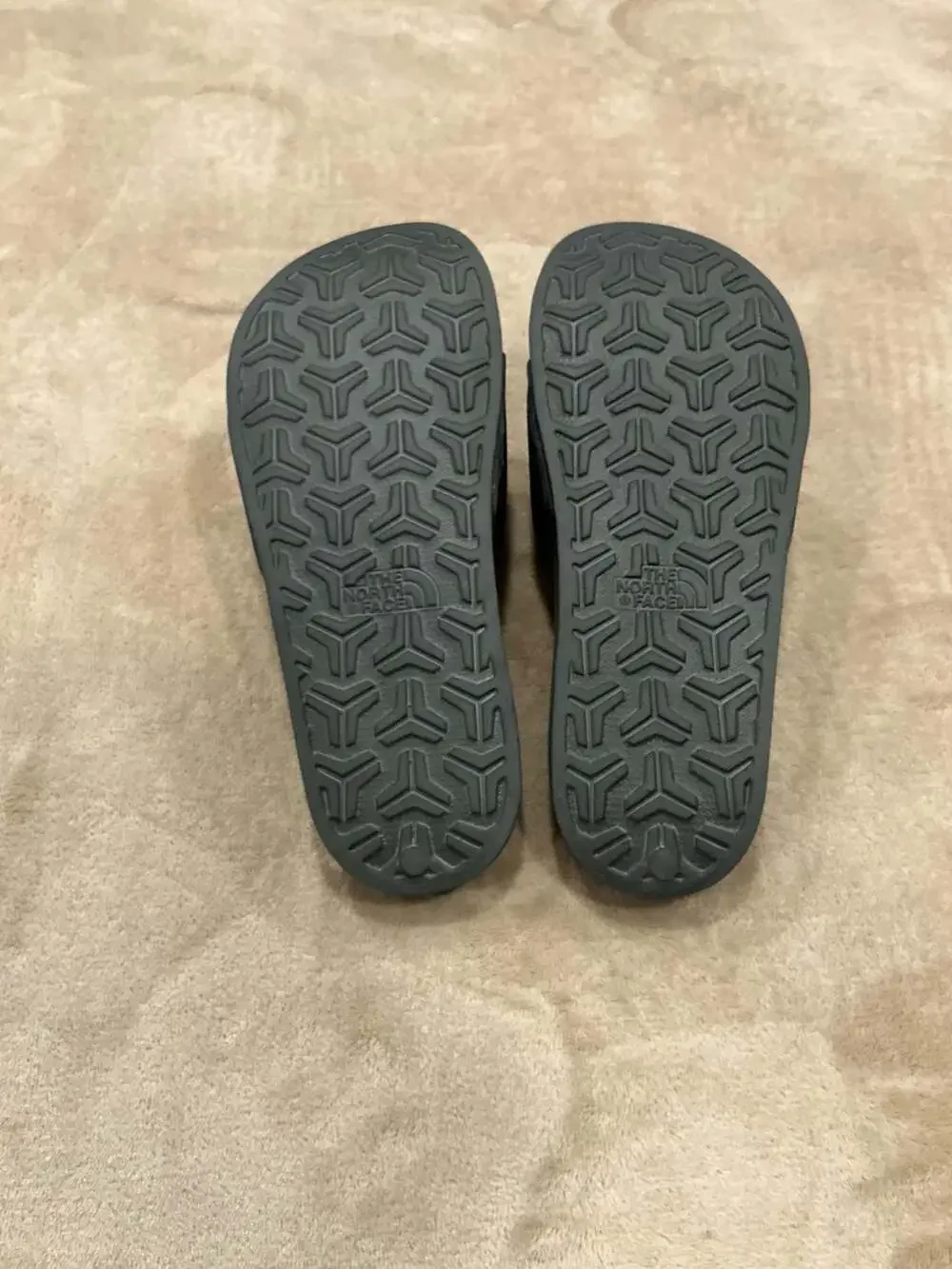 The North Face Men's Base Camp Slide III Sandals in Black SIZE 7